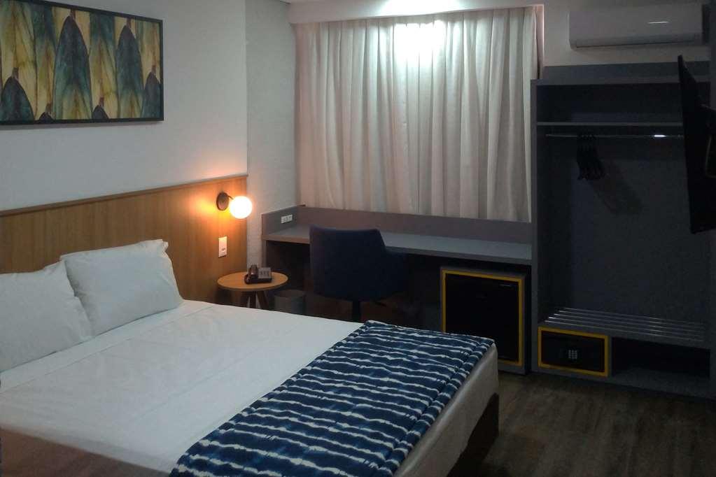 Days Inn By Wyndham Cascavel Cascavel  Rom bilde